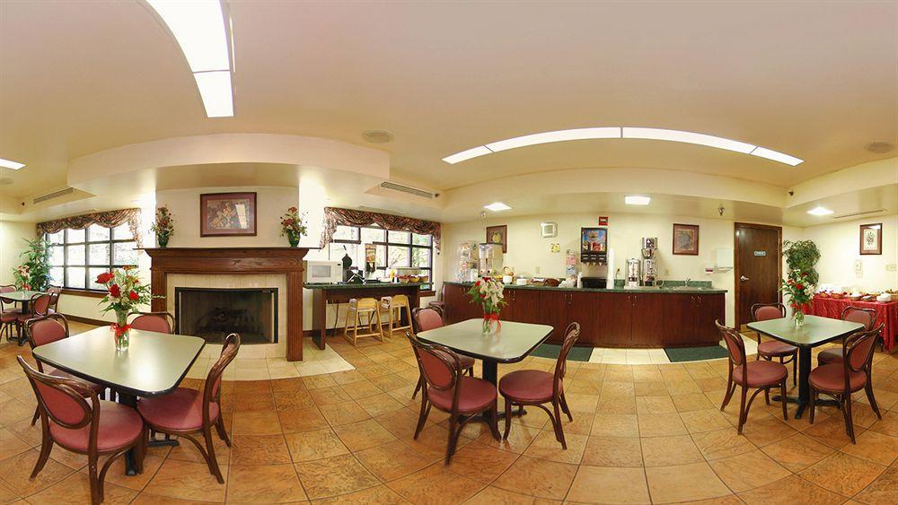 Clarion Inn & Suites Northwest Indianapolis Eksteriør bilde