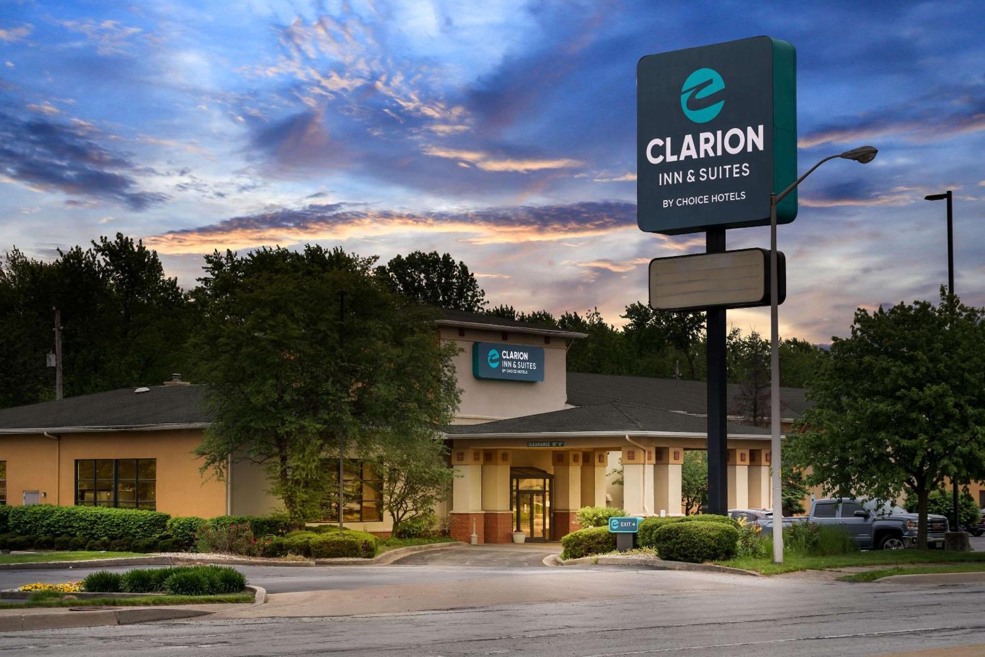 Clarion Inn & Suites Northwest Indianapolis Eksteriør bilde